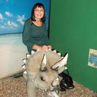 Alison Roper Photo 18