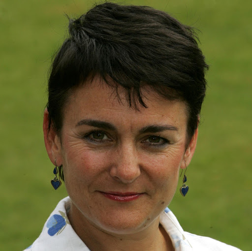 Helen Bennett Photo 8