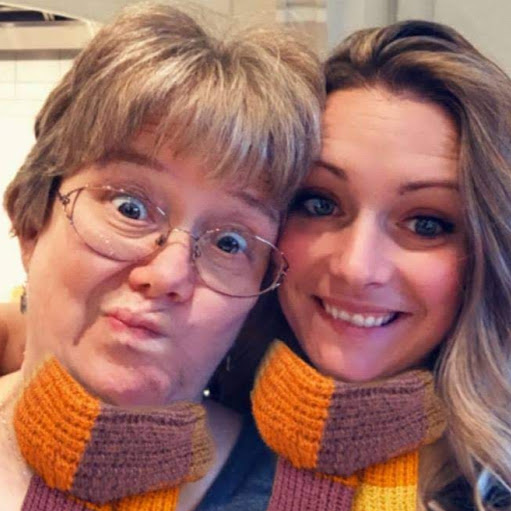 Pamela Merrill Photo 26