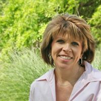 Teresa Thorne Photo 23