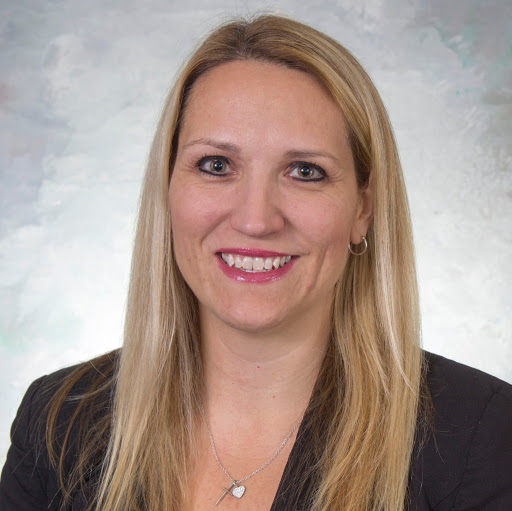 Cassandra Carson Photo 8