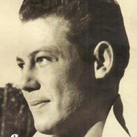 Frank Mead Photo 17