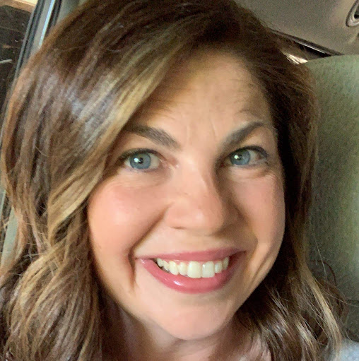 Megan Thomas Photo 10 Megan Thomas Photo 10