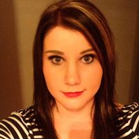 Caitlin Skinner Photo 14