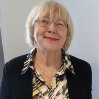 Cindy Davies Photo 24