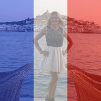 Michelle Markham Photo 15