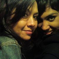 Julie Ramos Photo 16