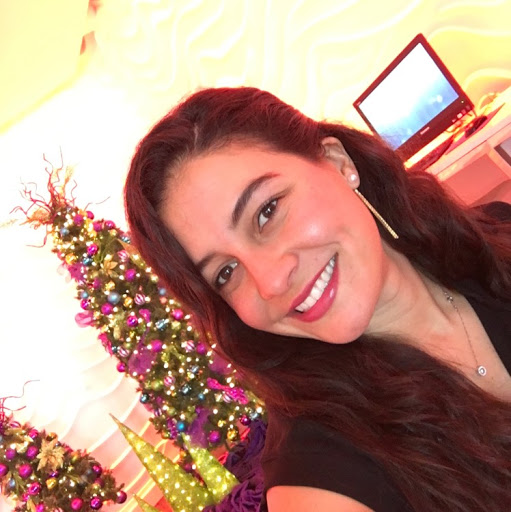 Julie Bernal Photo 17