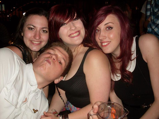 Aimee Morley Photo 15