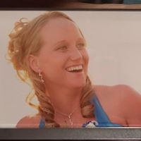Heidi Phillips Photo 8