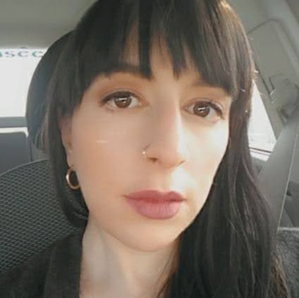 Sarah Griffith Photo 37