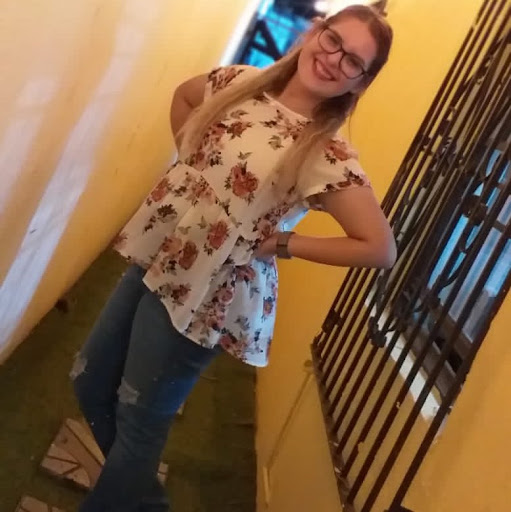 Liliana Hernandez Photo 37