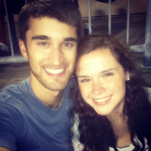 Kristen Cruz Photo 14