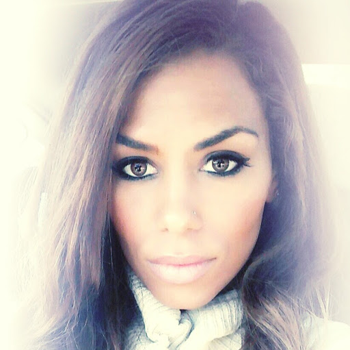 Alicia Tucker Photo 20