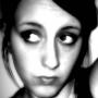 Kristin Reynolds Photo 19