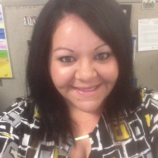 Danielle Garcia Photo 17