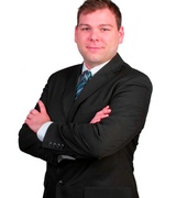 Matthew Hart Photo 14