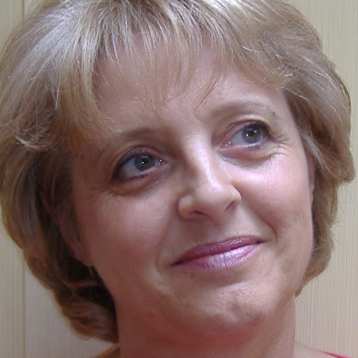 Julie Mcgowan Photo 30