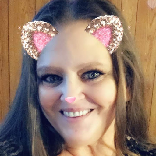 Amanda Sanford Photo 30