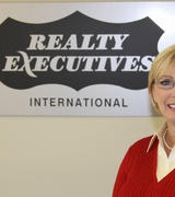 Kathleen English Photo 1