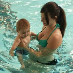 Danielle Meadows Photo 16