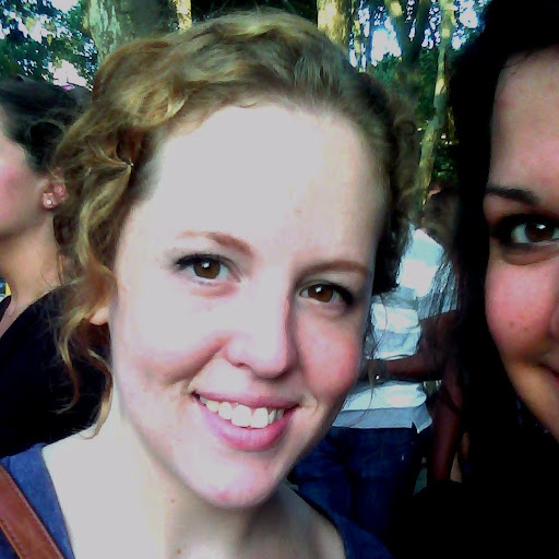 Sarah Davidson Photo 22