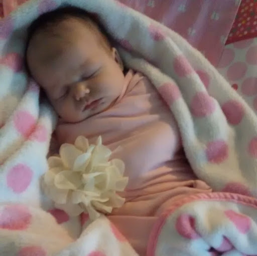 Jennifer Bates Photo 6