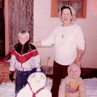 Kathryn Roberts Photo 49