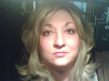 Amy Bennett Photo 8