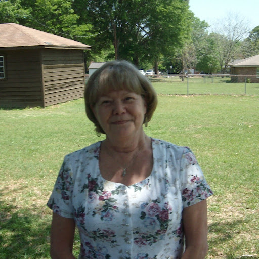 Carol Leonard Photo 7
