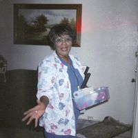 Faye Arnold Photo 15