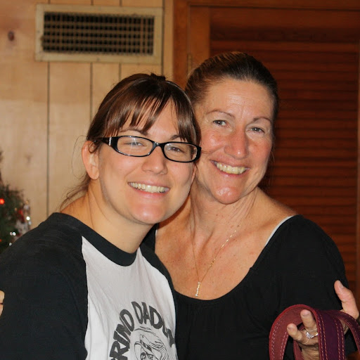 Paula Hawkins Photo 13