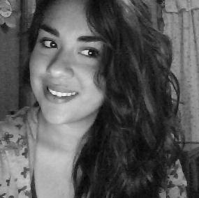 Janette Flores Photo 11