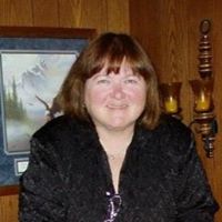 Jane Goebel Photo 17