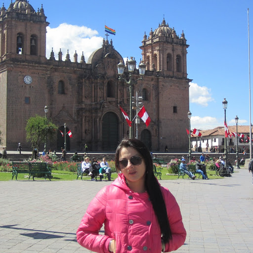 Sandra Pedroza Photo 4