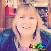 Sandi Henderson Photo 17