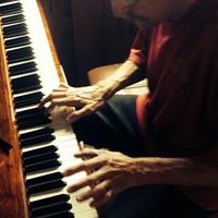 Richard Harmon Photo 32