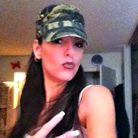 Katherine Dewitt Photo 32