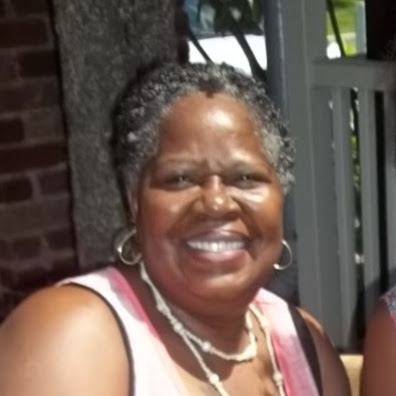 Cynthia Lane Photo 17