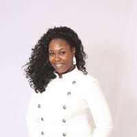 Stephanie Petit Photo 11