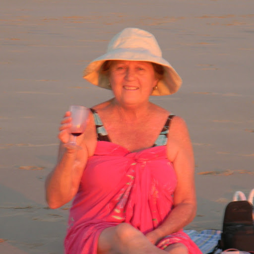 Gail Matthews Photo 14