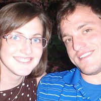 Hannah Gross Photo 29