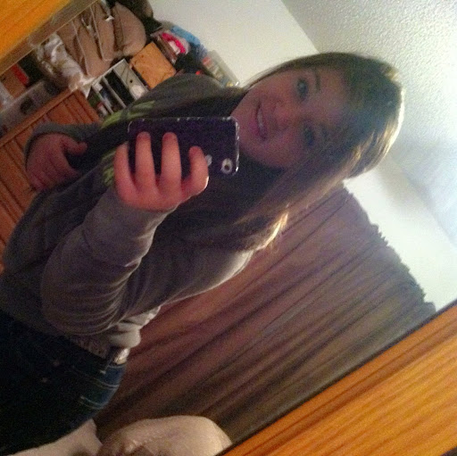 Katelyn Davis Photo 23