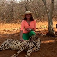 Julie Painter Photo 15