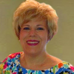 Dana Mitchell Photo 7