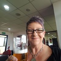 Julie Heath Photo 21