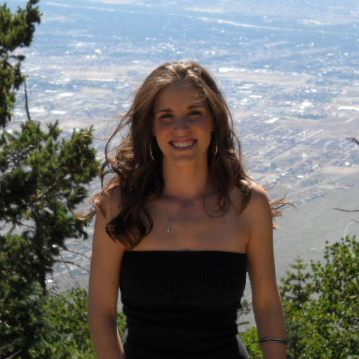 Brianna Jones Photo 25
