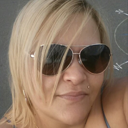 Maribel Colon Photo 13