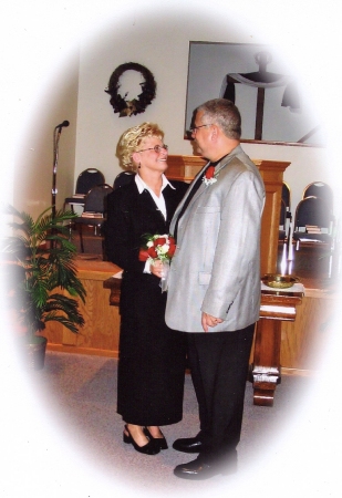 Linda Maples Photo 24