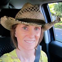 Suzanne Curtis Photo 29